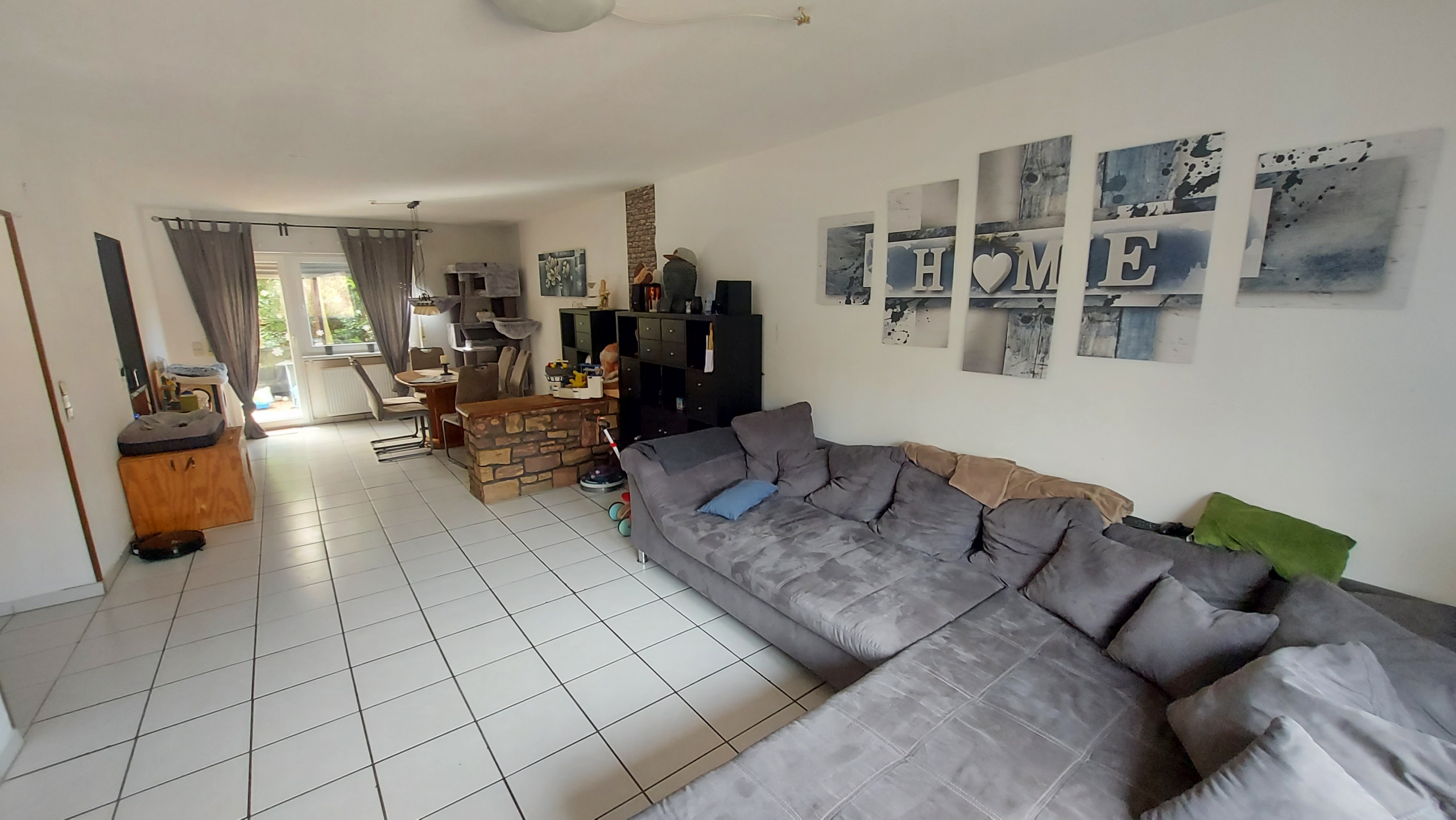 Großes Ein- Zweifamilienhaus in Dirmingen