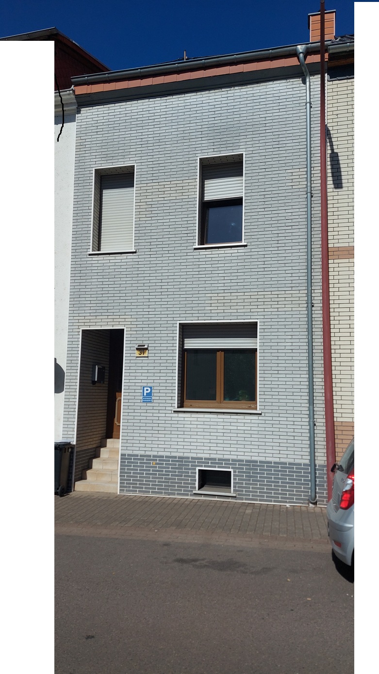 20260922_131642 Vermietetes Reihenmittelhaus in Merzig – citynah mit Garten und Pool